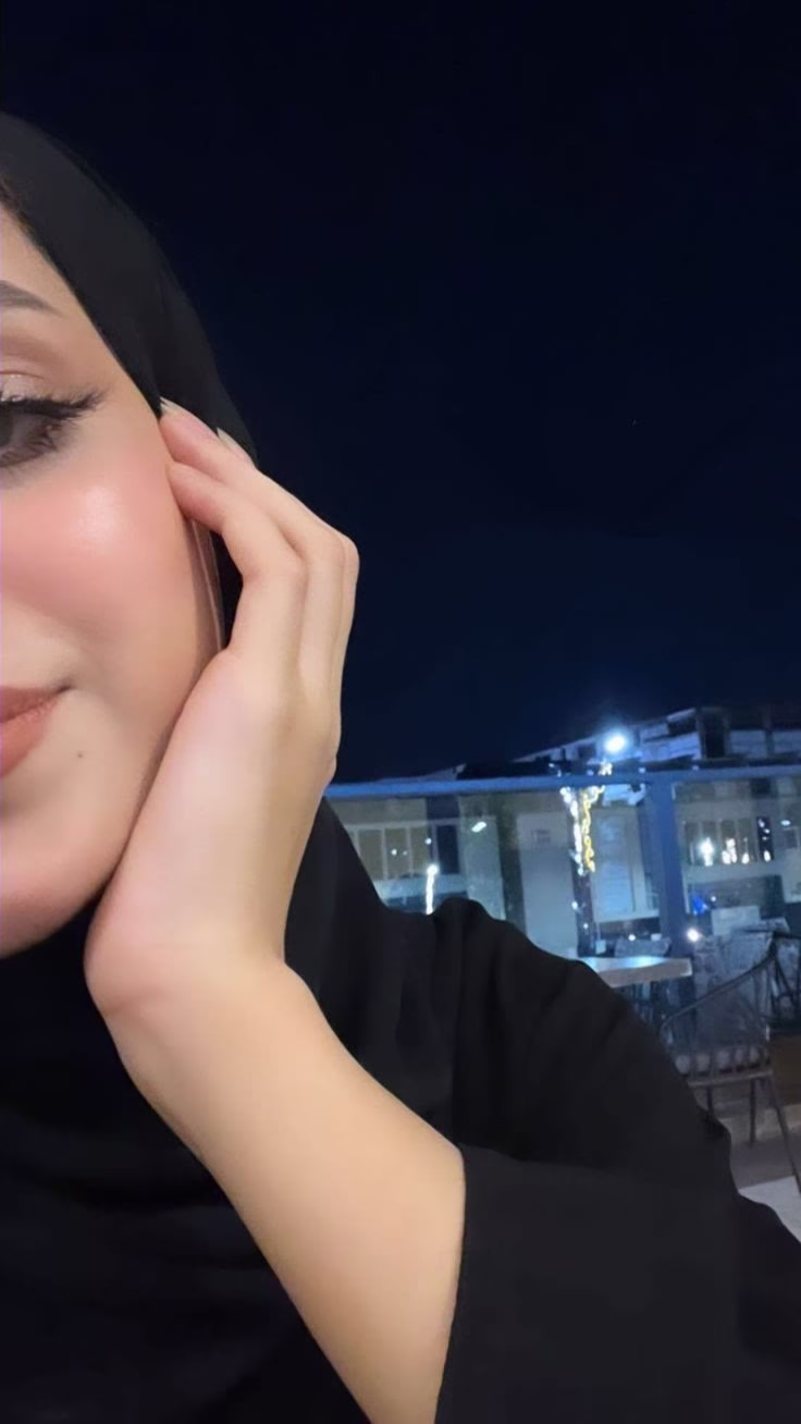 : ‏"يروق لي هذا الجمود، لم أعد أنسكب."