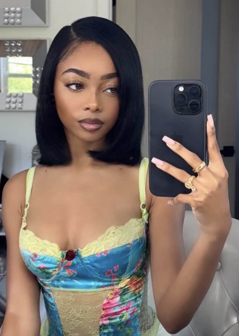 #colorful #model #skaijackson #hi 💙💛🩵
