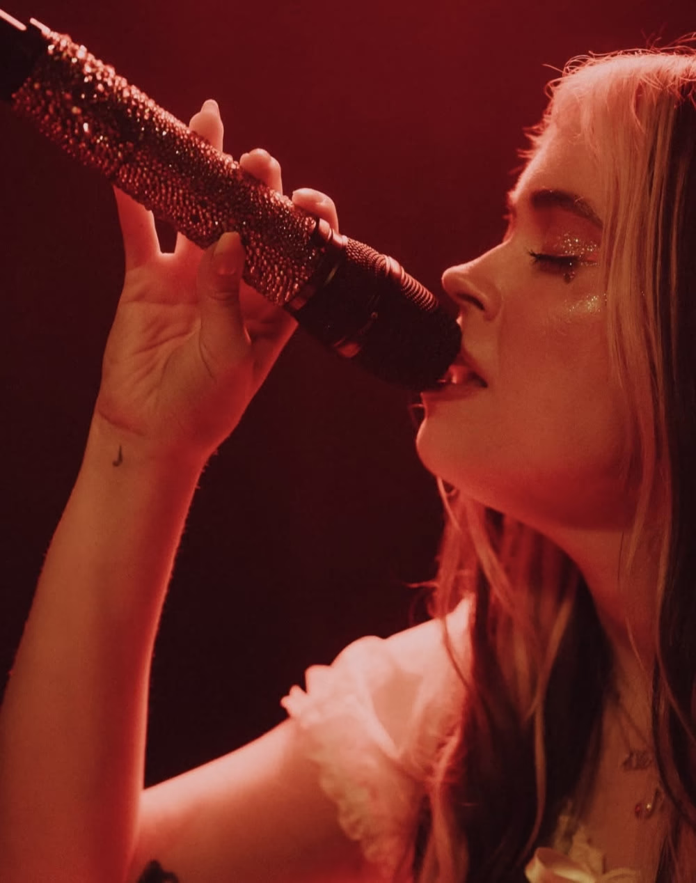 Michigan and Kansas City…. I’m coming back! #tour #singer #artist