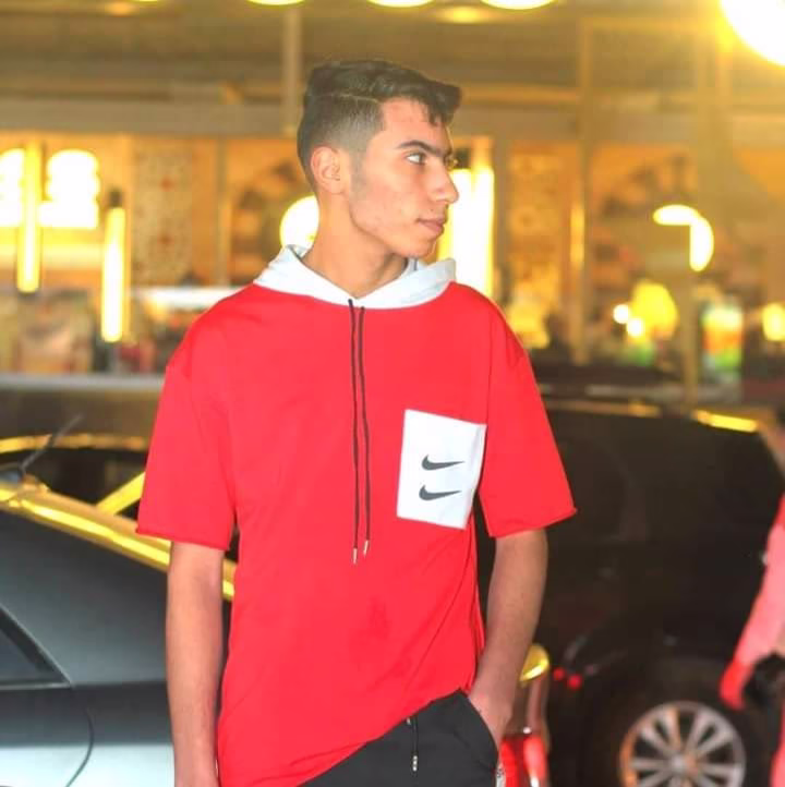 كلمه بي امانه مبداكو(خ̷ي̷ٵ̷ ن̷ہ̷)
A♥L♥A♥R♥P♥E♥