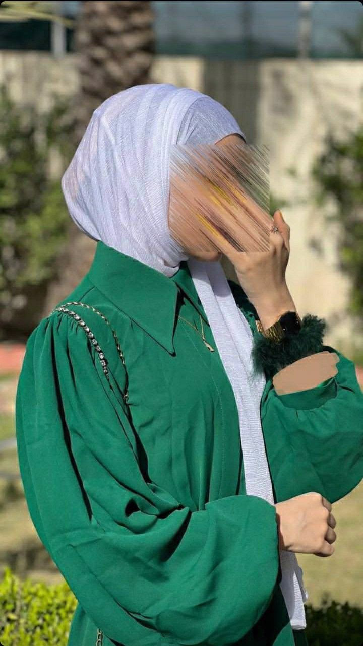 عًجبًأأ لـ قلَوبٍ لاتَزألَ تنبَض عععَشقَ لمنَ جًرحًوهأأَ❤💍