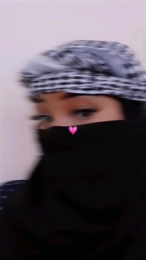 https://www.tiktok.com/@malakahmad1372?_t= ممكن متابعه ولايك🥺✨💕8pl9r11jiXI&_r=1