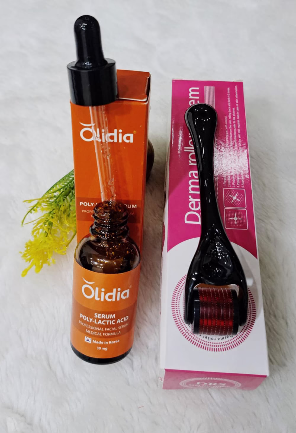 ✨ _*سيروم Olidia بديل البوتكس والفيلر*_ 
✔️يحتوي على حمض الاكتك أسيد لتحفيز إنتاج الكولاجين  داخل البشرة وإستبدال الكولاجين التالف 
✔️يعمل على شد البشرة 

✨ *ديرما رولر*
✔️ينصح إستخدامها مع سيروم Olidia للحصول على نتيجة أسرع وأفضل
✔️تجدد الخلايا وتعمل على مكافحة علامات الشيخوخة 

 _*السعر : 7 JD*_

والتوصيل مجاني

كود التاجر  N.Y

#للطلب_على_رسائل_الصفحه