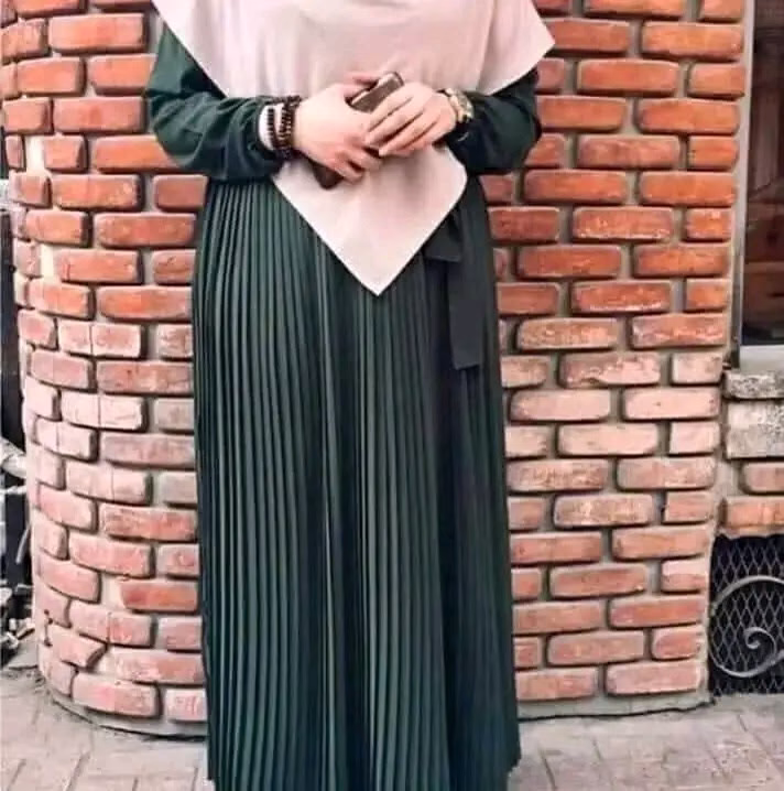 ‏"واعلم أنّ الله سُبحانه يرى تقلّب وجهك في السماء، ويسمع أزِيز صدرك ونشيج حَاجتك، فلا تفارِقنّ رحال الدُّعاء، وأبشِر"💙✨