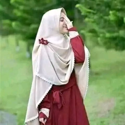 هل أنتِ مُختمره .. ؟
إن كنت تقصد خِمار الجسد فـَ أنا مُختمره 🌸
وإن كنت تقصد خِمار القلب فـَ والله مازلت احاول ارتدائهِ وسأستمر ..!✊