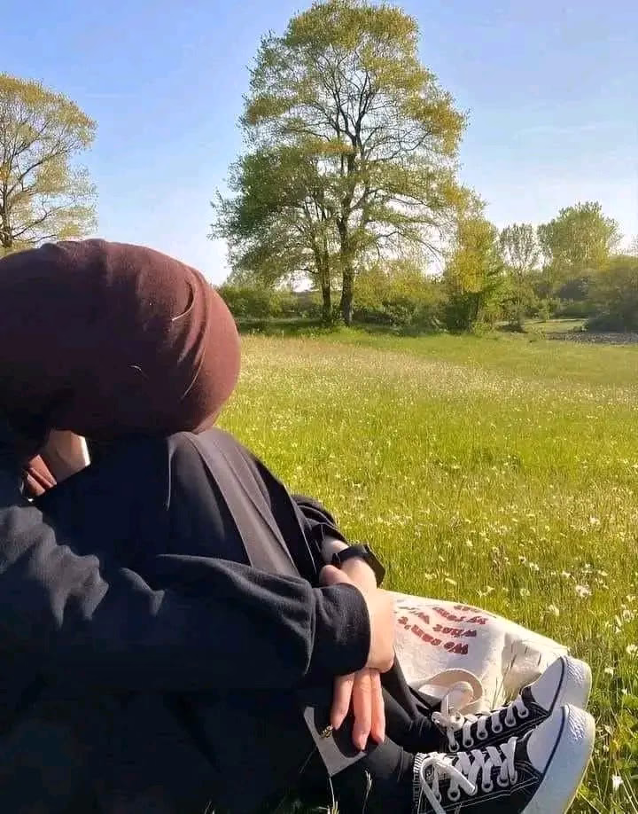 ‏

كيف تكون  الليلةُ الأولى بعد فقدان من نحب ؟! 💔