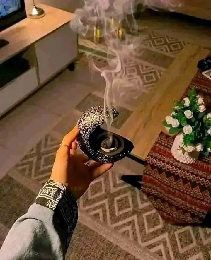 "اللَّهُمَّ أَنْتَ الْمُعِينُ وَبِكَ النَّفْسُ تَسْتَعِينُ."🤲🏻❤