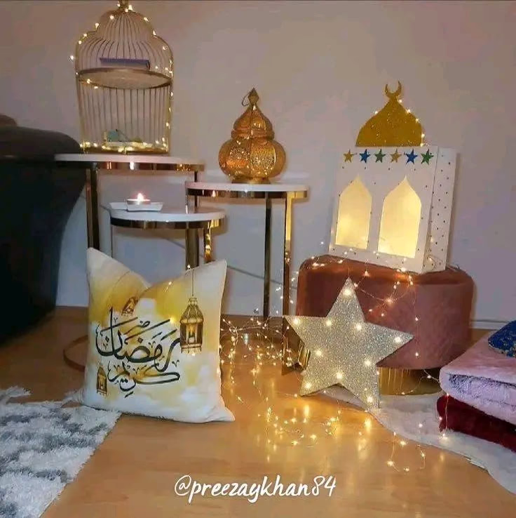 كل ما تشعر بالضيق تذكر أنّ رمضان اقترب وافرح، اللهم بلغنا رمضان  بعد أيام ستضيء المصابيح وتبدأ التراويح اللهم بلغنا رمضان. واقتربت أجمل ثلاثين يوماً في السنة. لأنّ ...🌙♥♥️♥️♥️♥️♥️♥️