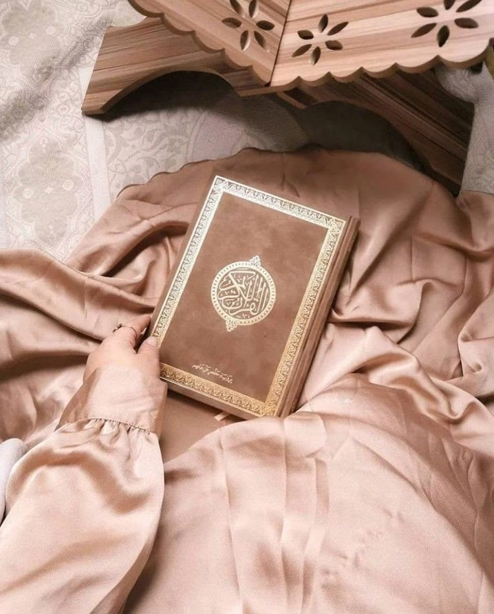‏اللهم لا تغير علينا إلا ما هو خير لنا و لا تقرب لنا إلا ما ينفعنا وارضنا وارضَ عنا 🤍
