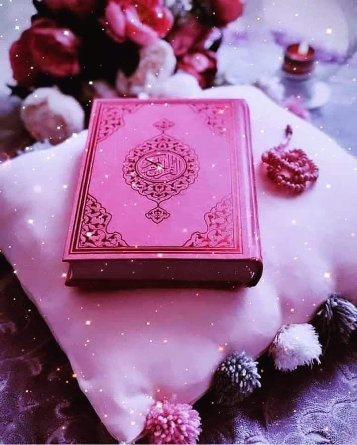 لآ يقآس حب الآشخاص بكثرةَ رؤيتهم .. 
فهنآك أشخاص يستوطنون القلب 
رغم قلةِ اللقاء ...