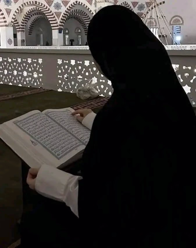 و في ليلة الجمعة 
اللهم ما يتمناه قلبي ؛ اجعله واقعًا 
اللهم النصيب الجميل من كل شيء.♥️