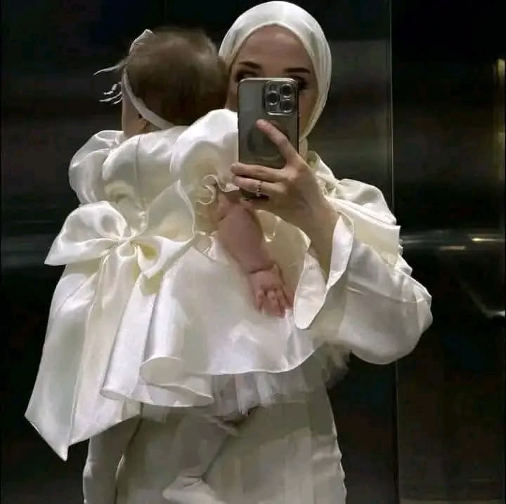 "يقال أن الخالة : هى أحن مخلوق على وجه الأرض بعد الأم" 💎