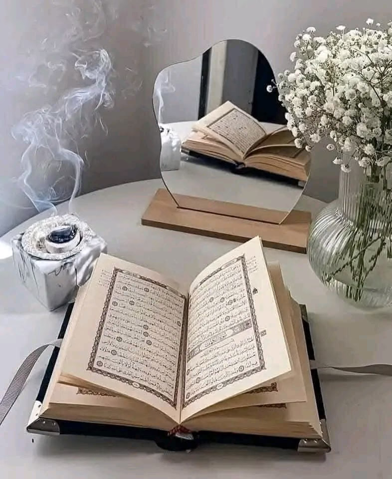 في يوم الجمعة 🌙
اللهم طيِّب خاطِري بما يسُرُّني؛ اللّهم حقِّق حُلمي؛ اللّهم أَجِب دعوةَ قلبي؛ اللّهم قدراً جميلاً وخبراً جميلاً ودعوةً مستجابةً؛ اللّهم املَأنا بسكونِ النفسِ وطمأنينةِ القلبِ وراحةِ البالِ❤️♥️♥️♥️🌙🌙