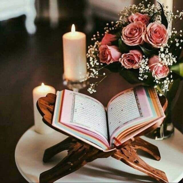 #‏يوم_الجمعة اللهم اجعل هذه الجمعة فرجًا لمن ضاقت به وليس له إلا بابك يا الله🤍