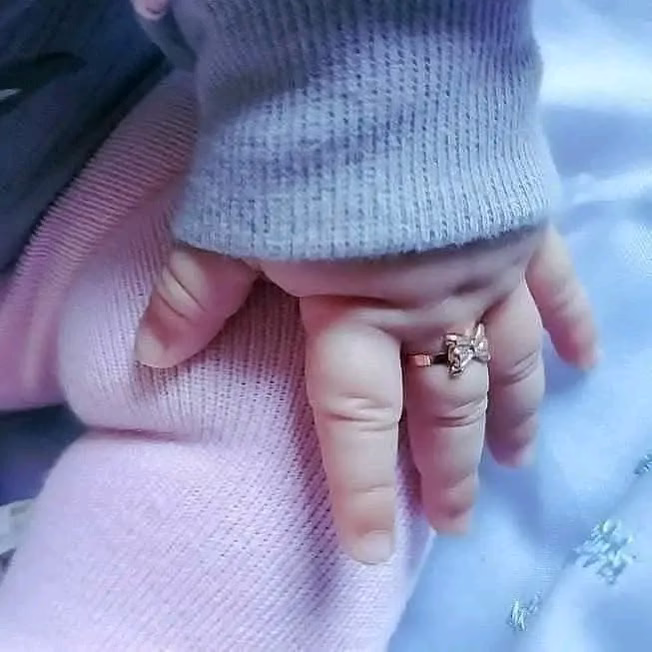 تفاصيل تخطف القلب .. اللهُمَّ لا تحرِم أحدٍ منهَا 👼🧸🦋