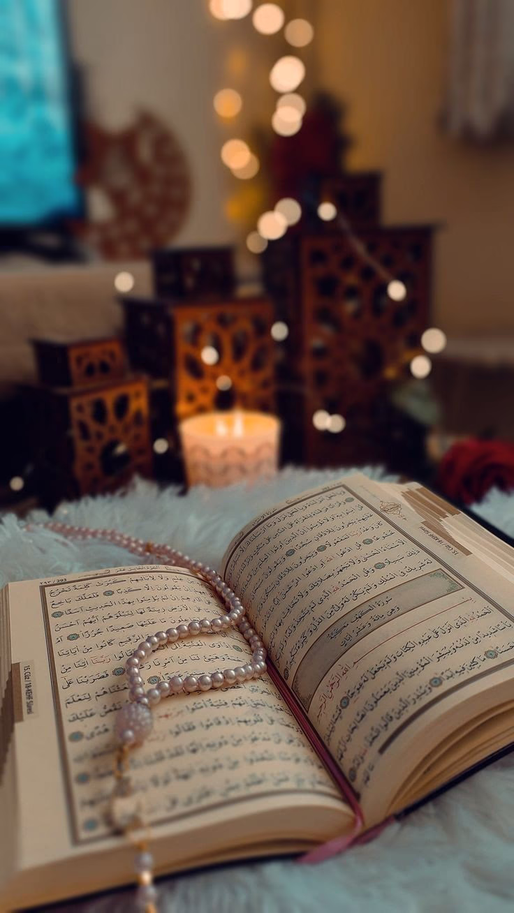 ياربَّ مع هدوء الفجر والدعوات الخفية أسألُكَ بعظمتك أن تُيسر لنا أمورنا وتجبر قلوبنا وترزقنا من حيث لا نحتسب🤍
