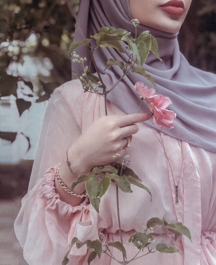 اللّهُـمَّ ما أَمسى بي مِـنْ نِعْـمَةٍ أَو بِأَحَـدٍ مِـنْ خَلْـقِك ، فَمِـنْكَ وَحْـدَكَ لا شريكَ لَـك ، فَلَـكَ الْحَمْـدُ وَلَـكَ الشُّكْـر