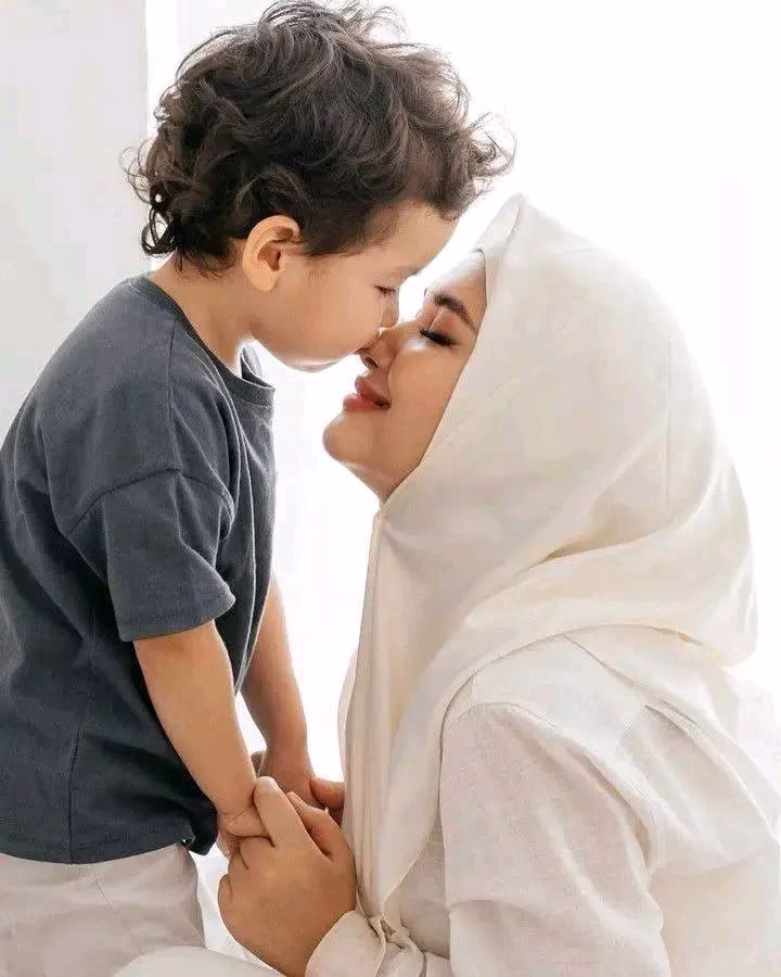 الأمومة: أعظم مغامرة في حياتي. 🥰