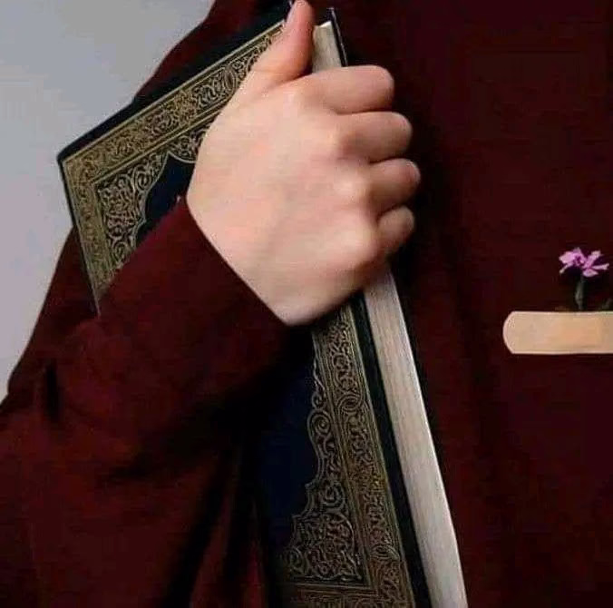 اللهُم اصلحنا حتىٰ نستحق جنّتك واهدنا ثم اهدنا ثم ردنا إليّك ردًا جميلًا.🍒🌿