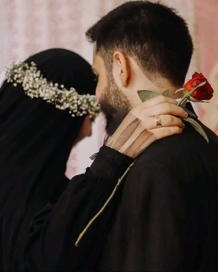 النهارده زكره خطوبتنا  26/6/2019/2020ودعت بك عامآ مضي واستقبلت معك عامآ جديد💗
ورزقنى الله بك وأيقنت أنك أجمل الأرزاق" ♥️
عيد خطوبتنا  ❤️
اول سنه خطوبه مع بعض واحلي سنه فاتت فعمرى  بحلوها و مرها 
كل سنه وانت جنبي وسندي❤️كل سنه وانت احلي هديه من ربنا ليا  ❤ كل سنه و انت فرحان و قريب مني و نفضل مع بعض دايماً يارب ❤  العمر كله سوا ياغالي🧿✋🏻❤️🥰
اسأل الله ان يرضي عنك ويحفظك لي ويديم محبتنا لبعض دايمآ ويهديك  ويصلح حالگ ومشوفش فيك حاجه وحشه ابدآ يااارب 
زي انهارده كانت فرحتي متتوصفش عشان خلاص بقينا لبعض  💜 
ويارب باقي العمر مع بعض💍👰💑     
فاتت سنه بحلوها ومرها وسنين كتير جايه انشالله ❤️
عقبال العمر كله مع بعض ❤
زي النهارده من سنه فاتت كانت اجمل بدايه  وبتمني من ربنا دايما تفضل حياتنا كلها عيد وفرح وسعاده وهنا 👩‍❤️‍💋‍👨
ربنا يباركلي فيك ويخليك ليا وميحرمنيش منكك ابدا يارب 
 ويديمك نعمه في حياتي طول العمر 🤲🏻 ❤️    
 في الواقع مش بحب اكتب بوستات عيد الخطوبه وكده 🤷💙بس انت تستاهل كلام كتير اوي 
كتبتلك بوست عشان انت حاجه تانيه و عشان كل سنه نشوفوا 🤭🔥
كل سنه وانت طيب يا ❤️ انا 
🌍ودايما تكون مبسوط وفرحان👫🏻
وعقبال سنين كتير واحنا مع بعض 👫🏻❤
ومحققيين الي بنتمناه يا حياتي 🤗🔥
وضحكتنا الحلوه دي متروحش ابدا❣️❣️❣️
❤
سنهه ف حبككك   ❤️❤️❤️❤️❤️❤️✨️✨️