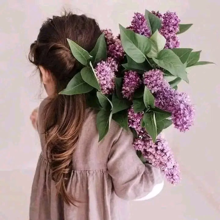 يرآگ آلله ترضـى وتصـبــر ف يرآضـيك بــمـآ تتمـني 😊♥✨
"{ف صـبــرآ} ♡