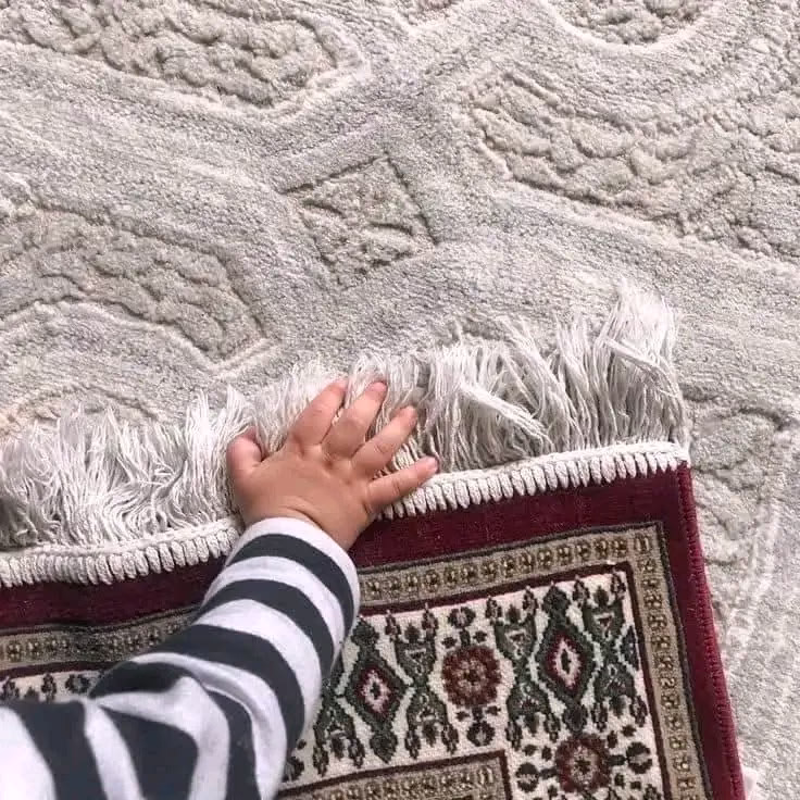 أصدق ما قيل عن الأمومة :
(لو كنت استطيع .. لوضعتكم داخل قلبي وأغلقته خوفا عليكم من كل سوء)