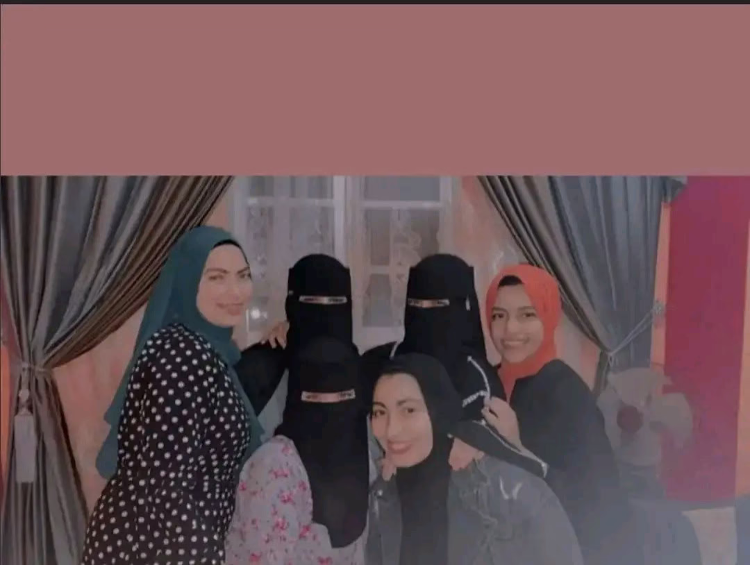 وصاحب وقت الكسره يسند ويقوي👭♥️♥️♥️♥️♥️♥️