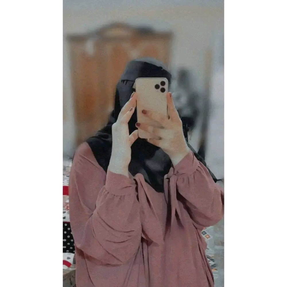 وإني لراضٍ بالقضاءِ وما تشاء، وعِندي يقين بأنَّ لُطفِك شامليّ.🤍