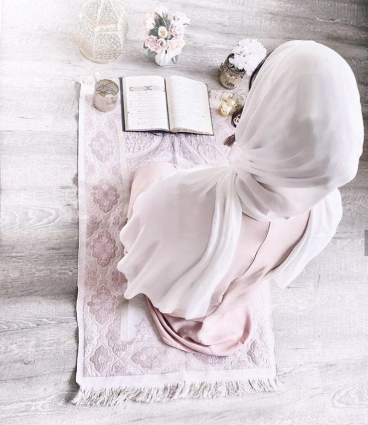 اللهم خيرا في كل اختيار ونورا في كل عتمة وتيسيرا لكل عسير وواقعا لكل حلم يارب ارزقني البركة في كل ما وهبتني واجعلني مباركا أينما كنت🫶🏻🤍🕊