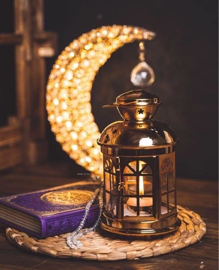 اللَّهمَّ بَارك لَنا فِي رَجَبٍ، وَشَعبانَ، وَبلِّغنا رَمضان.♥🌙✨