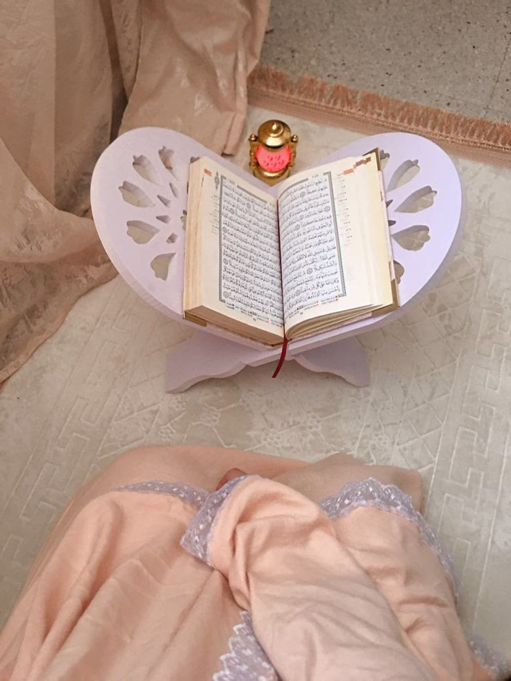 لابد ان نحاسب انفسنا👌🏻
هل حقً نريد مرافقة النبي؟ ﷺ
"اللهم إني أسألك إيمانا لا يرتد، ونعيما لا ينفد، ومرافقة محمد صلى الله عليه وسلم في أعلى جنة الخلد"🤲🏻
………………………………………….
الشيخ سعد العتيق💎
…………….…………………………… 
اللهم صّلِ وسَلّمْ عَلۓِ نَبِيْنَامُحَمد ﷺ