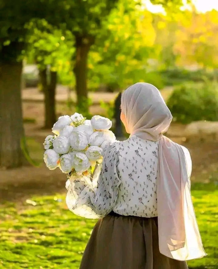 - قَالَ ﷺ:✨ إنَّ اللَّهَ إذَا اسْتَوْدَعَ شَيْئًا حَفِظَهُ✨

"اسْتَوْدَعْتُكَ رَبِّي كُلَّ نِعْمَةٍ أَنْعَمْتَ بِهَا عَلَيْنَا♥️🤲🏻
 اللَّهُمَّ بَارِكْ النِّعَمَ وَاحْفَظْهَا مِنْ الزَّوَالِ🦋
 وَزِدْنَا وَلَا تَنْقُصْنَا."💜🎀