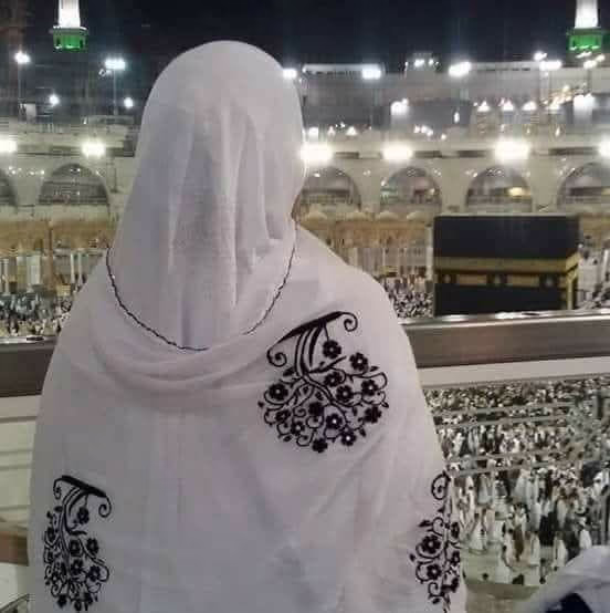 اللهم إننا نرفع حاجتنا إليك متوكلين عليك 
لأننا نؤمن بأن خزائن الكون في يديك 
اللهم هون علينا الصعاب  ويسر لنا الأسباب 
واجعلنا من اهل دعاء المستجاب
اللهم انا نعوذ بك من قهر يؤلمنا ومن هم يحزننا 
ومن فكر يقلقنا ومن شخص يحمل خبثا لنا 
اللهم آمين يارب العالمين 🤲🖤
اللهم بلغنا ما يسُر قلوبنا وادفع عنا ما يضُره 
ويسر لنا الأمور وأرزقنا بما هو خير 🤲🖤