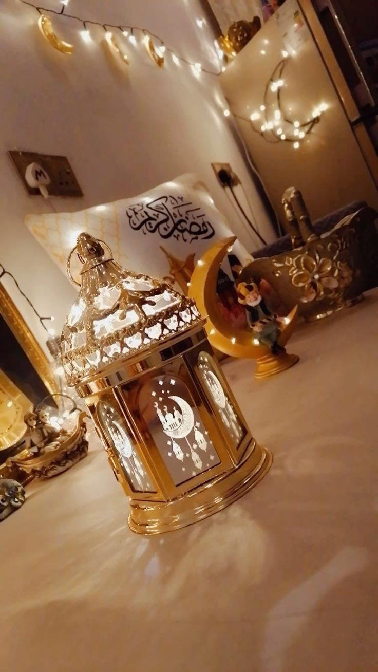 ‏اللهم أجبر خوآطرنا جبراً يليق بعزك وجلالك 
 أنت وَليُّنا في الدنيا والآخرة
 وأعطنا سؤلنا وأسعد قلوبنا
فإنه لا يعجزك شيء في الأرض ولا في السماء
اللهم إنا نسألك فرجاً تقر به الأعين وتصح به الأبدان وتسمو به الروح 
*و لاتحرمنا من رحمتك يارب*

أسعد الله صباحكم بكل خير