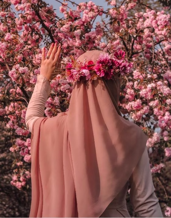 كل حاجه بتحصل خير🤍

 رب الخير لا يأتي إلا بالخير ♥️

والله يعلم وإنتم لا تعلمون 🥺