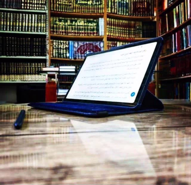 -
"‏الحُريّةُ الشَخصيّة" 
هِيْ بِأن تَختارَ قَهوَّتَكَ بِسُكَّرٍ
 أو بِدونِ سُكَّر
أمّا دينُ اللّٰهِ فَليّسَ فيهِ حُريّة شَخصيّة
"فاستَقِم كَما أُمِرتْ"