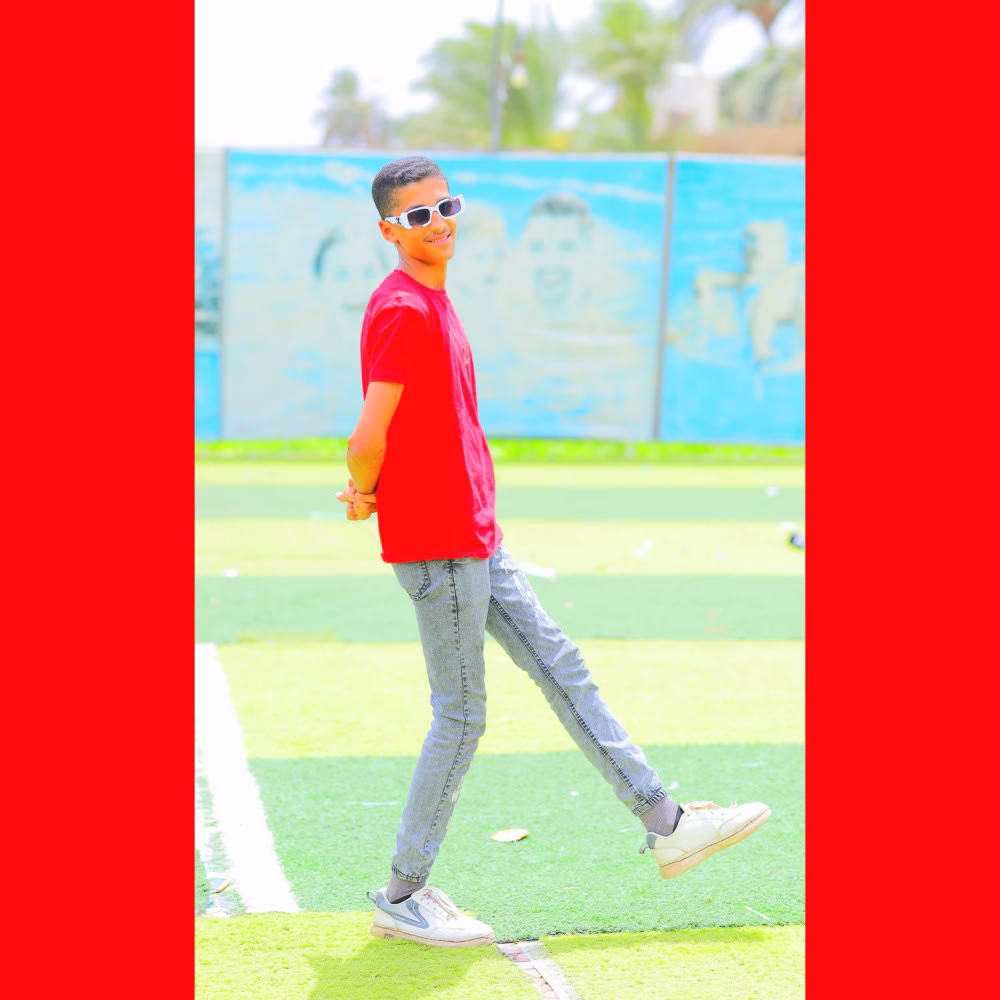 النهارده يوم مش عادي النهارده عيد ميلادي اليوم أتممت عام جديد من عمري19عام كل سنه وانا طيب 😎🎊🥳🎂