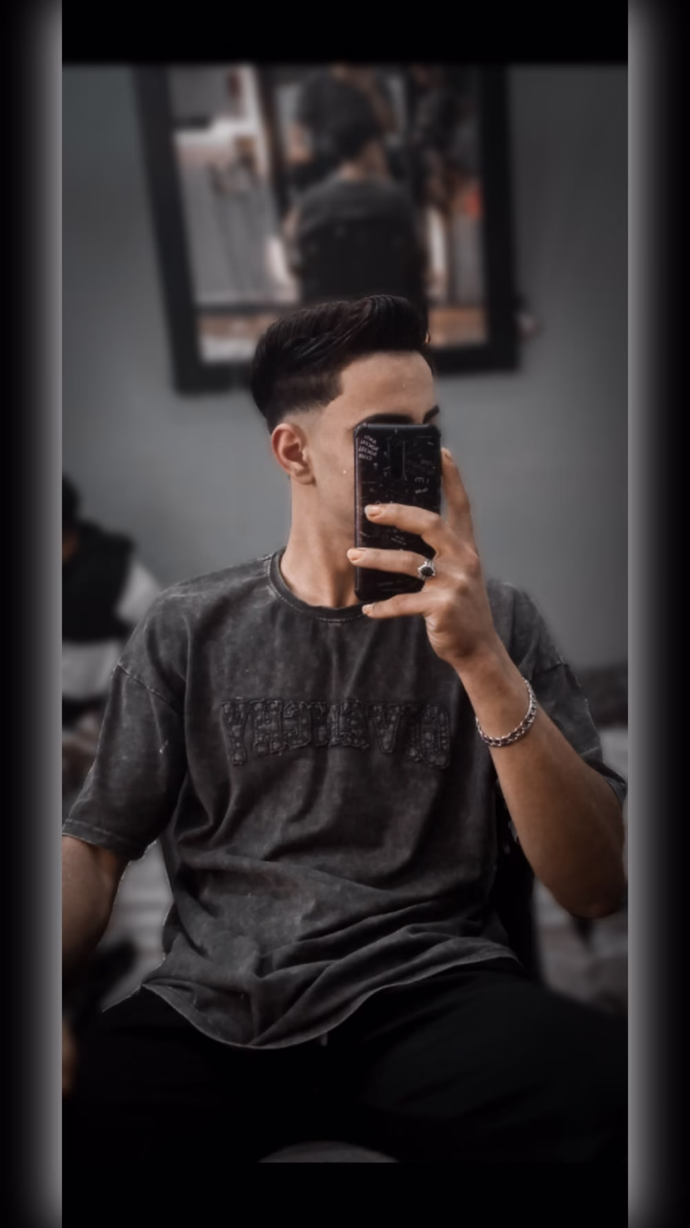 𝐓𝐇𝐈𝐍𝐆𝐒 𝐄𝐍𝐃 𝐁𝐔𝐓 𝐌𝐄𝐌𝐎𝐑𝐈𝐄𝐒 𝐈𝐀𝐒𝐓 🖤"
