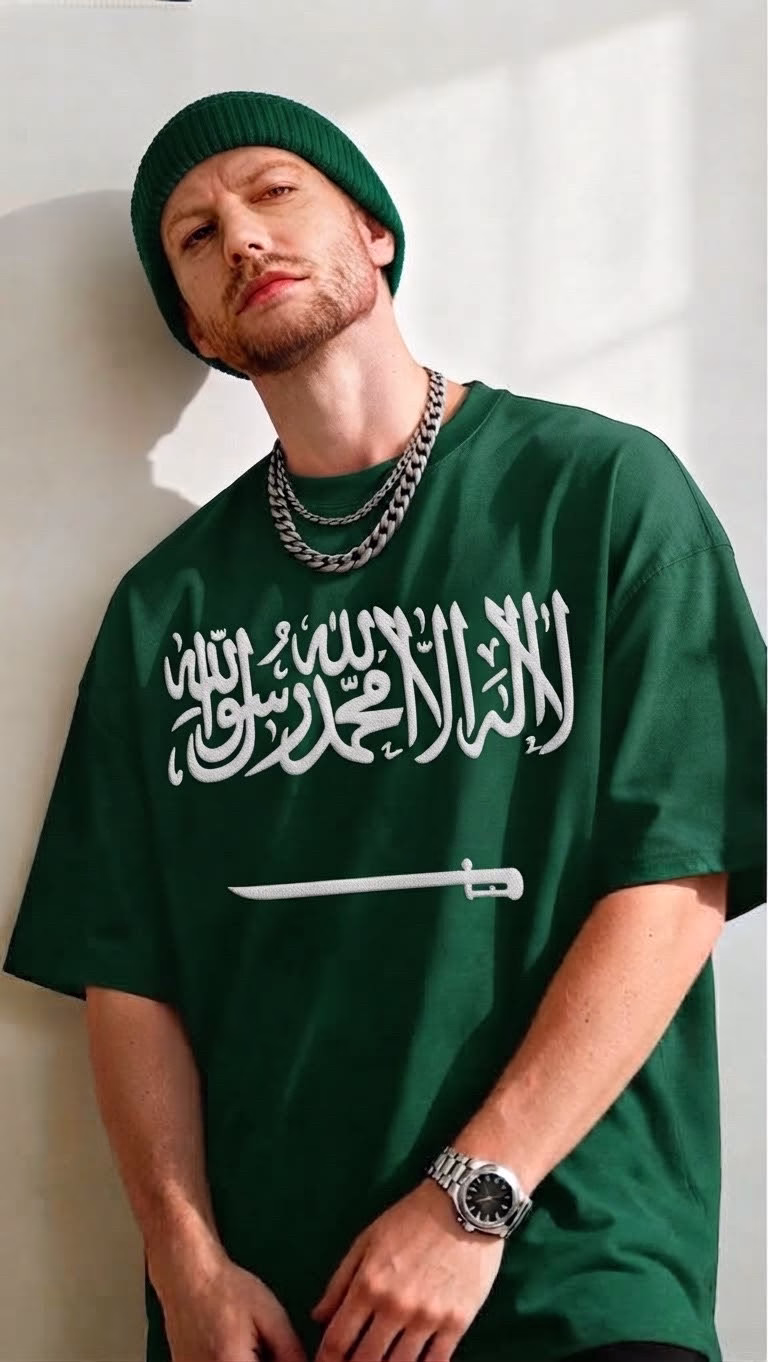 دام عزك ياوطن 🇸🇦💚🫶🏻
Happy national day 🇸🇦
#rayankutbi #foryou #model #handsome #hunk #actor #saudiarabia #السعودية #اليوم_الوطني_السعودي🇸🇦 @rayankutbi